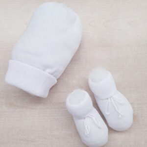 Set cappellino e scarpine in cotone Bel piccino